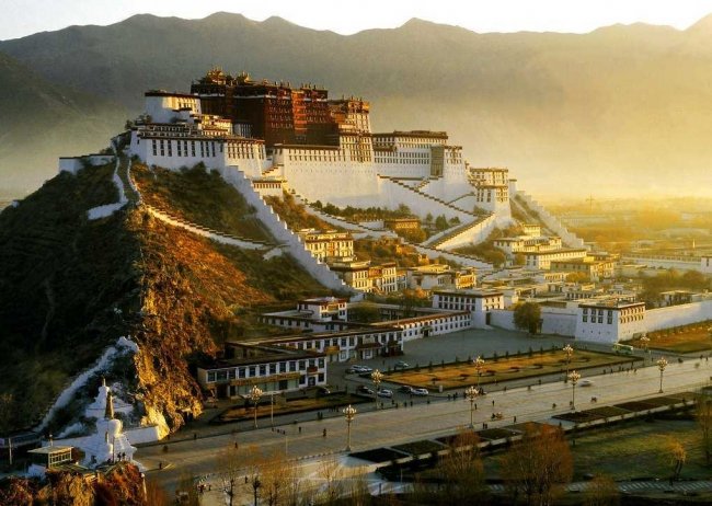 Potala Palace 